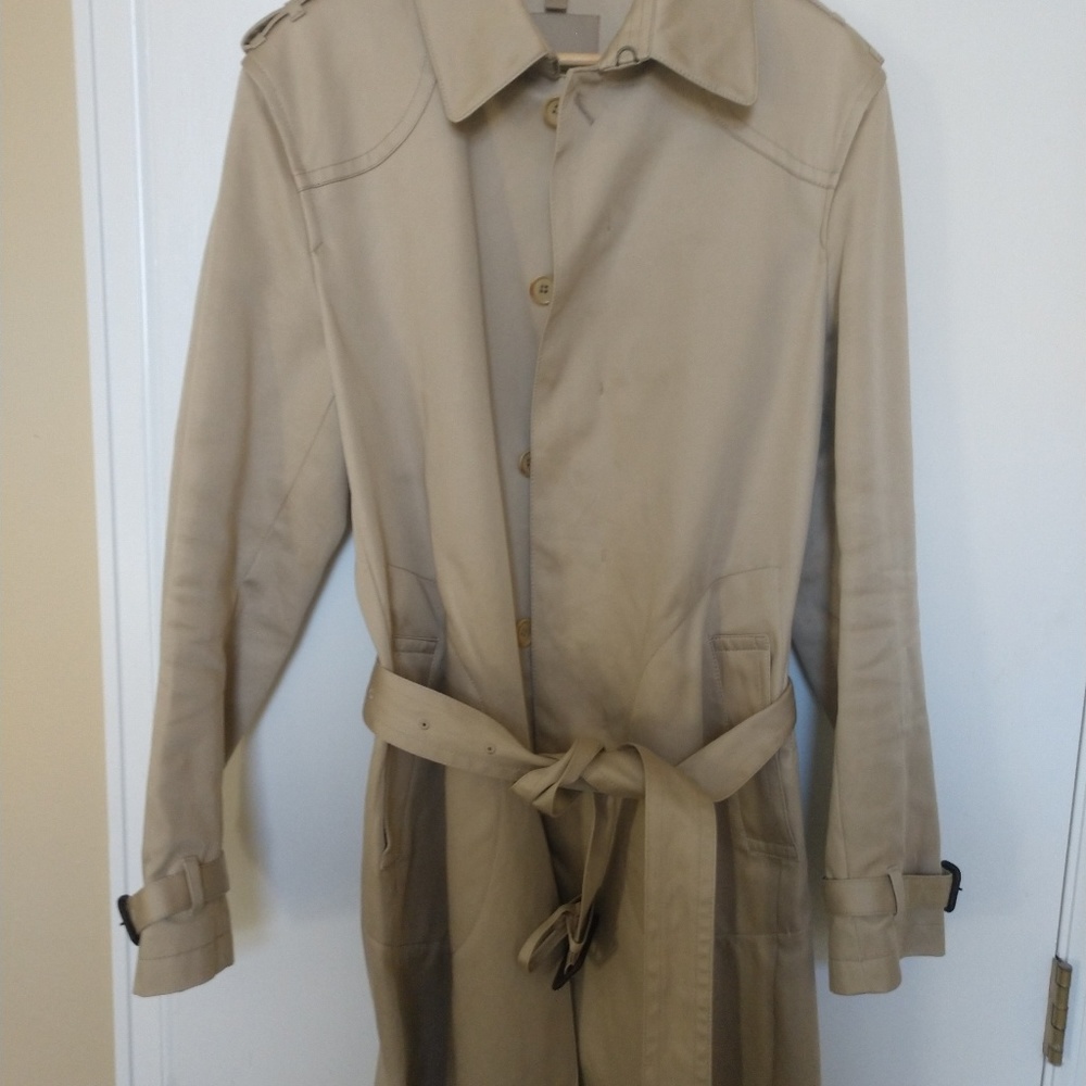 Men's Banana Republic Belted Trench Coat - Picture 6 of 8